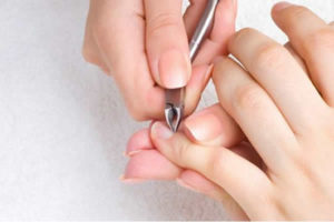 Porque tirar as cutículas das unhas pode fazer mal a saúde?